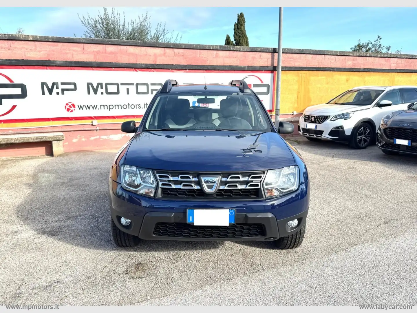 Dacia Duster DUSTER AMBIANCE 1.6 115CV GPL Blau - 2
