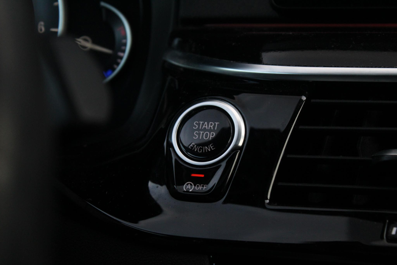 BMW 540 5-serie Touring 540i xDrive M-Sport High Executive — photo 22