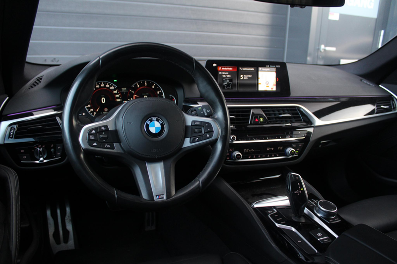 BMW 540 5-serie Touring 540i xDrive M-Sport High Executive — photo 11