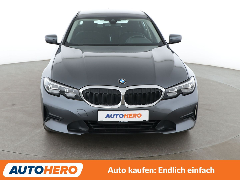 BMW 318 318i Advantage Aut.*LED*TEMPO*PDC*SHZ*ALU*KLIMA* — photo 9