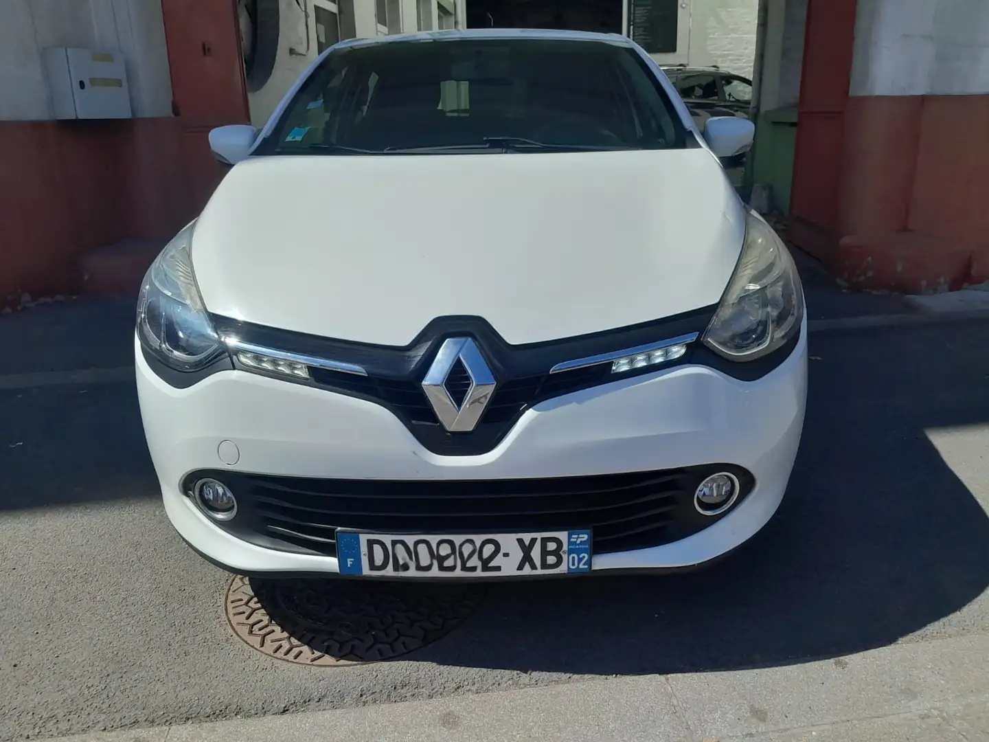Renault Clio Clio IV 1.2 16V 75 Trend Blanc - 1