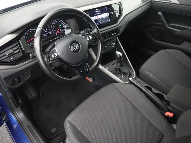 Volkswagen Polo view 9