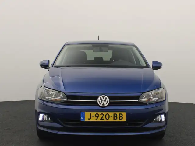 Volkswagen Polo view 21