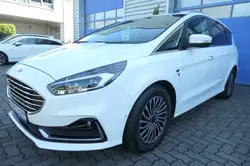 Ford S-Max S MAX Titanium Leder LED Kamera AHK