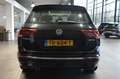 Volkswagen Tiguan 2.0 TDI R-LINE navi leer pano camera trekhaak 19 i Zwart - thumbnail 5