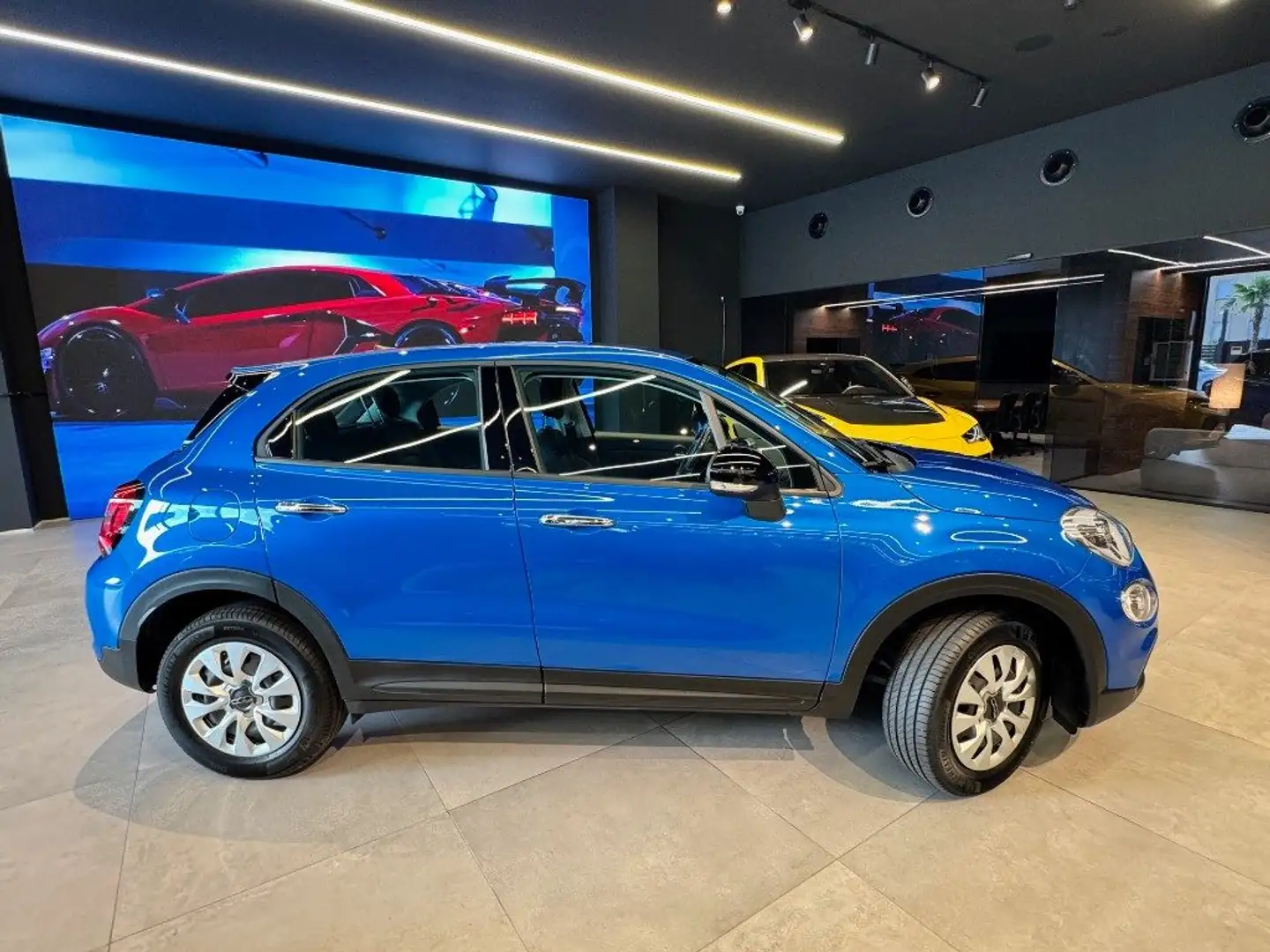 Fiat 500X 1.5 T4 Hybrid 130 CV DCT Blauw - 2