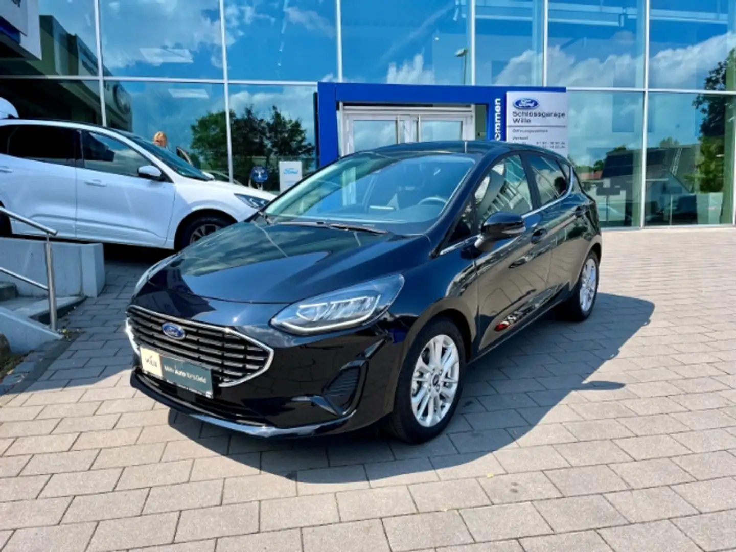 Ford Fiesta Titanium LED Fahrerassistenz-Paket M-Hybrid Schwarz - 2