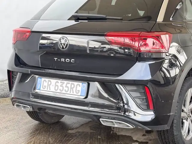 Volkswagen T-Roc view 19
