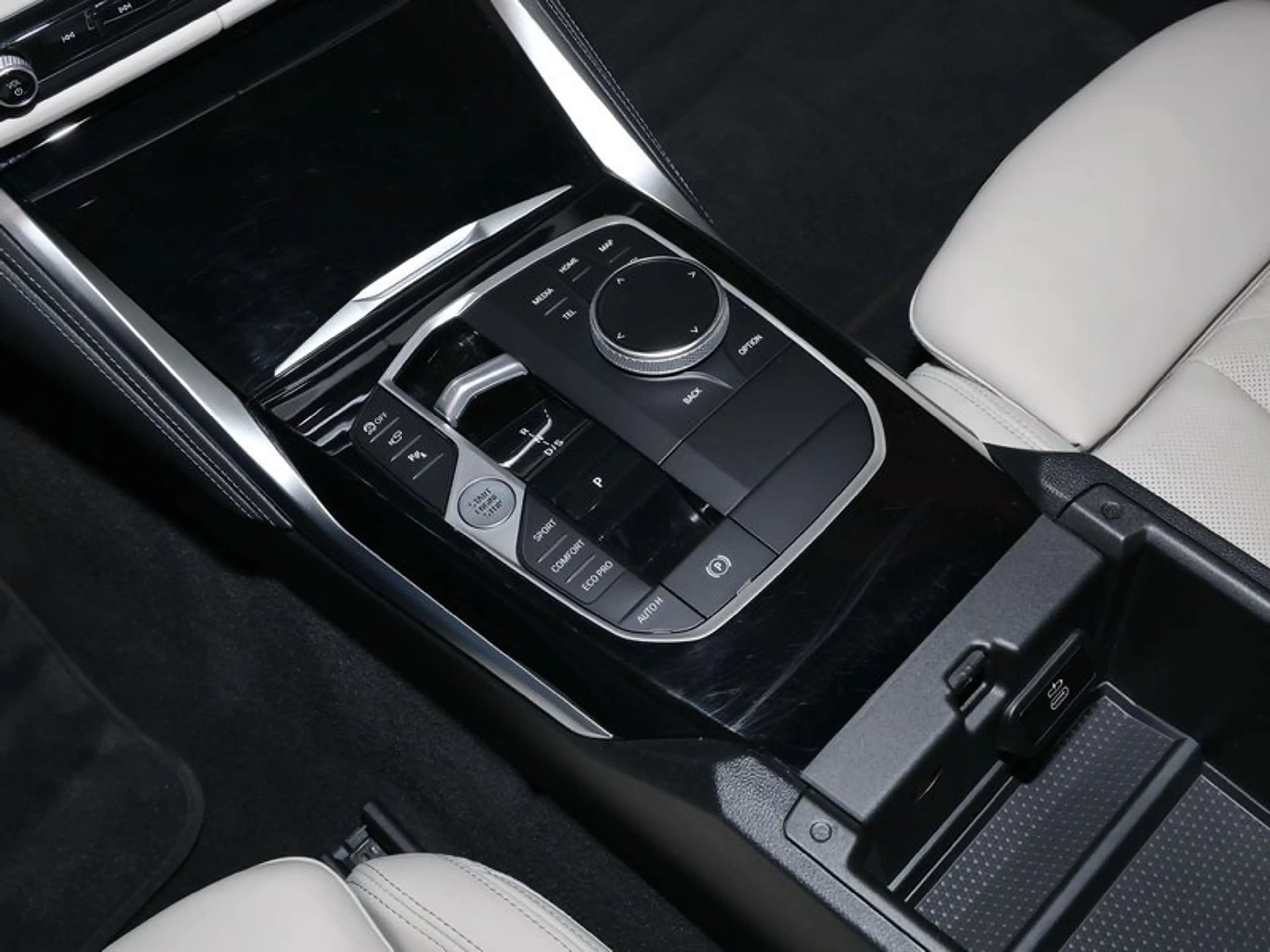 BMW 440 M440i xDrive Gran Coupé 19" LKHZ 360° DrivAss Harm — photo 7