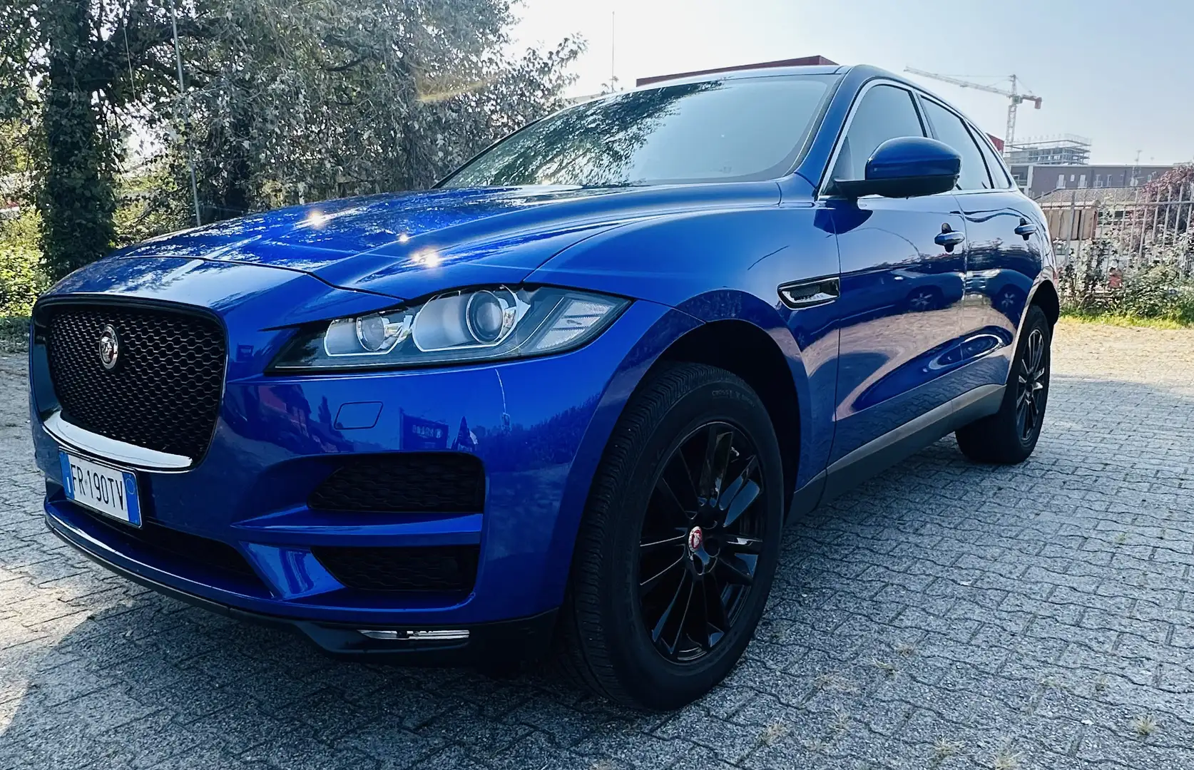 Jaguar F-Pace 2.0 i4 R-Sport awd 250cv auto my19 - 1