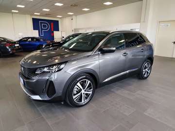 Hybrid e-EAT8 Allure Pack Navi Retrocamera FariLED