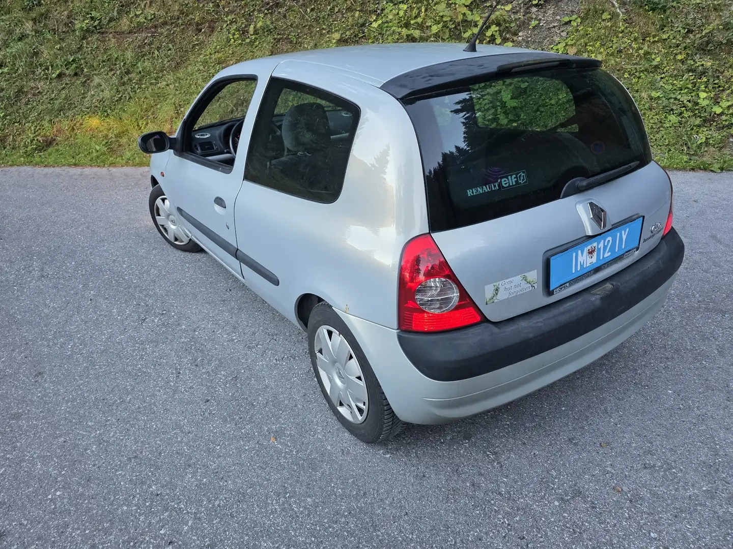 Renault Clio Sign 1,5 dCi - 2