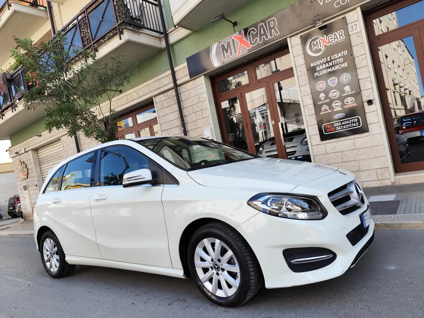 Mercedes-Benz B 180 B 180 d 109cv Automatica NAVI Wit - 1