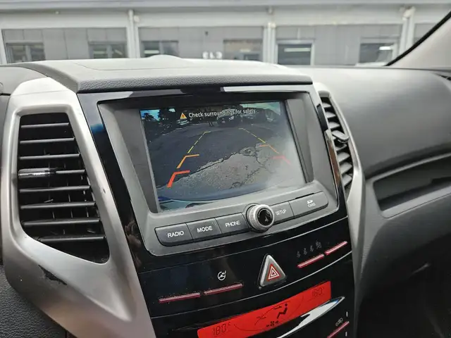 KGM Tivoli view 15