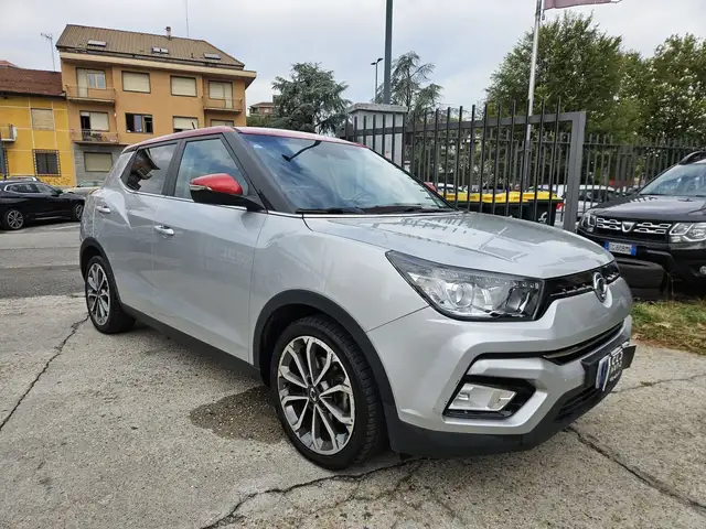 KGM Tivoli view 3