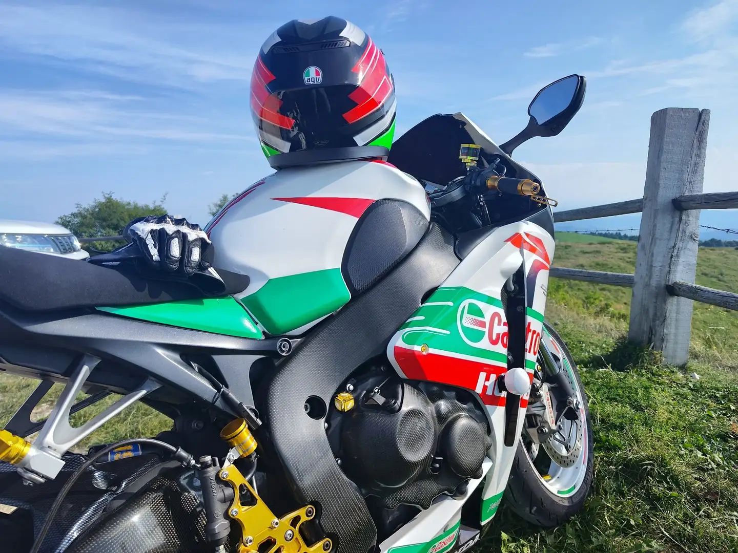Honda CBR 1000 castrol Wit - 1