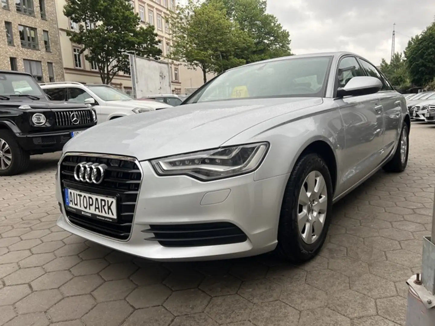 Audi A6 2.8 FSI Limousine*Tiptronic*Navi*Xenon*1.Hand Silber - 2