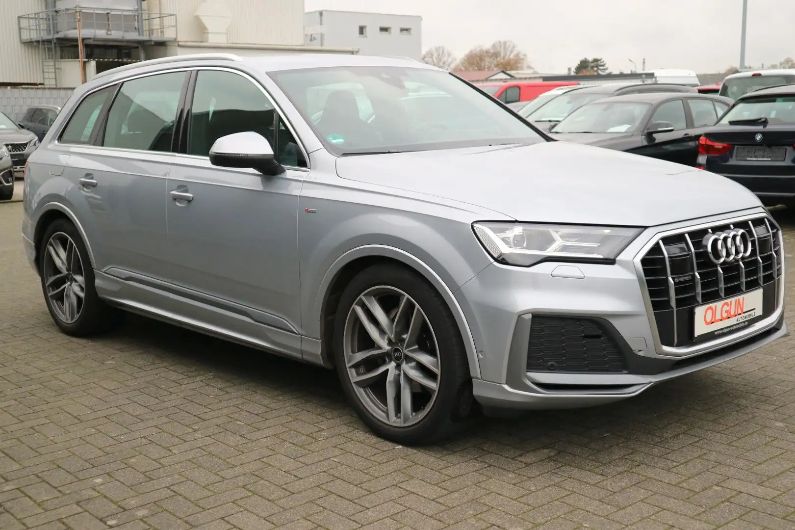 Audi Q7 50 TDI quattro S line *LED*KAMERA*HUD*21"*NAV Ezüst - 2