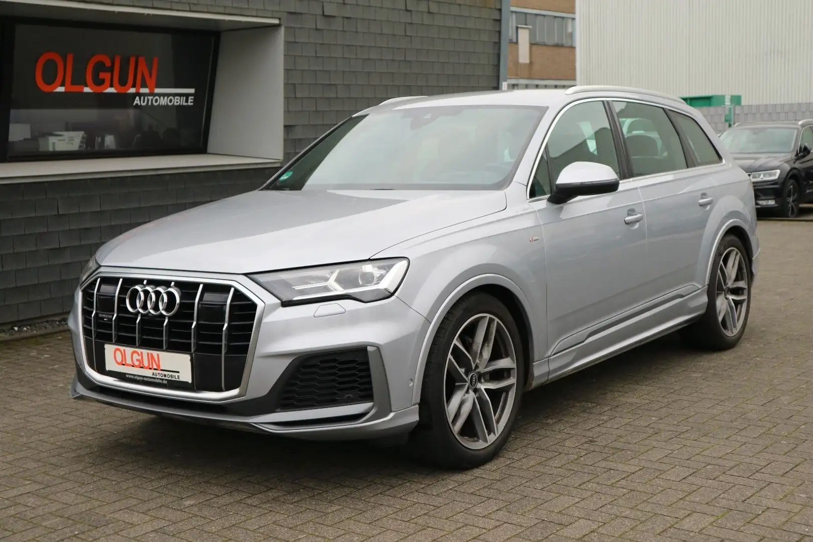 Audi Q7 50 TDI quattro S line *LED*KAMERA*HUD*21"*NAV Ezüst - 1