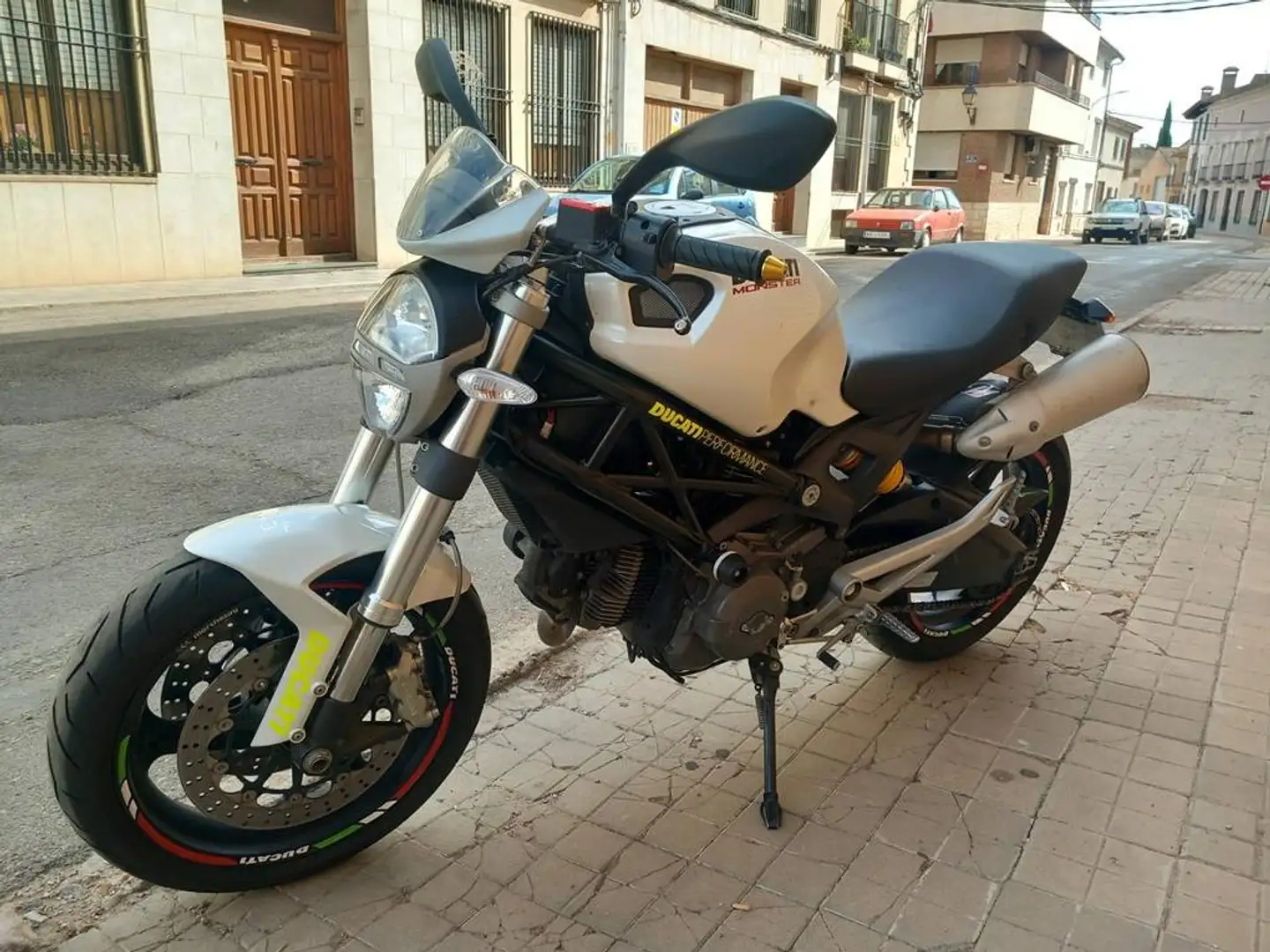 Ducati Monster 696 MONSTER 696 LIMITADA Blanco - 2