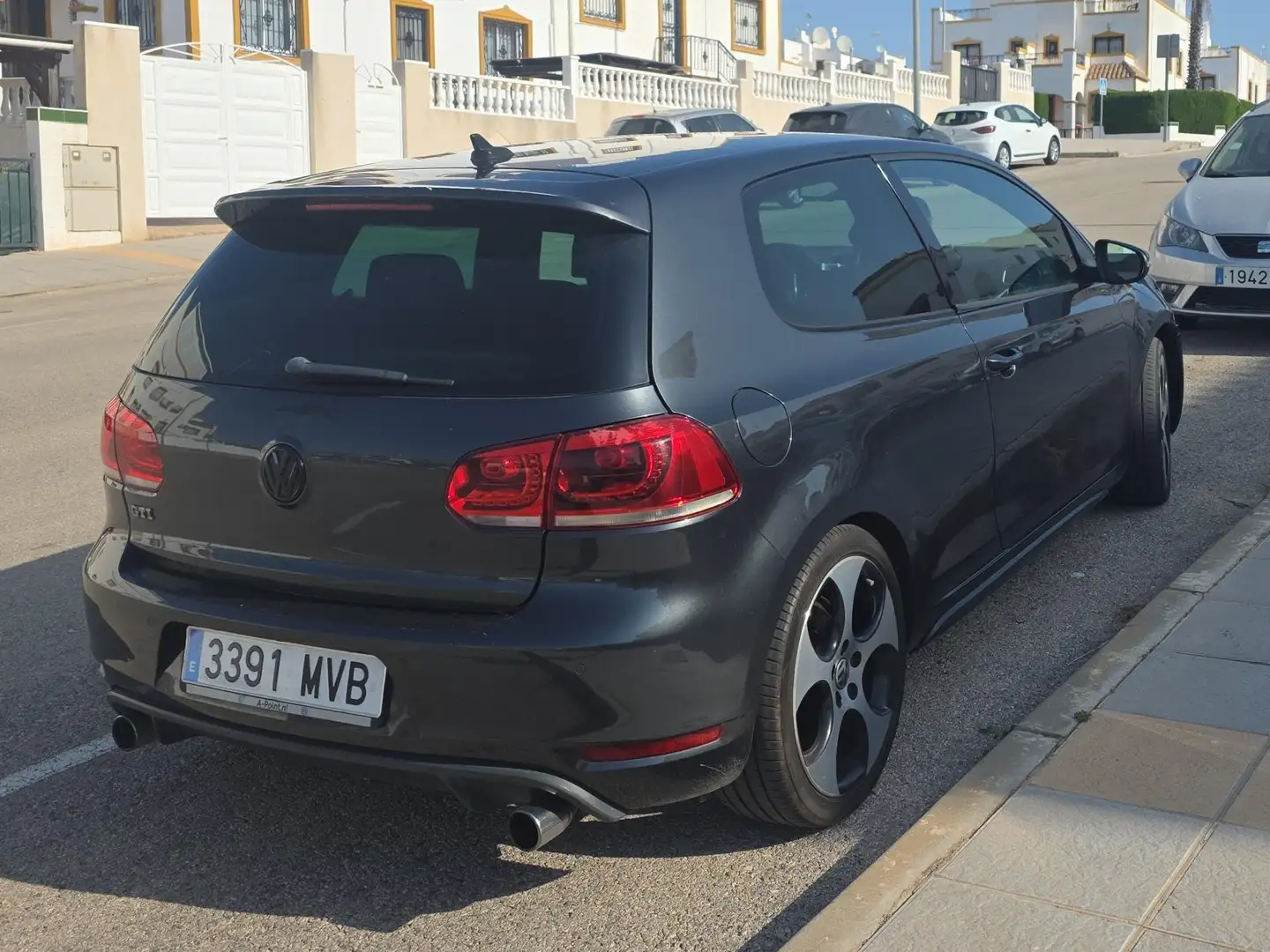 Volkswagen Golf GTI Golf 2.0 TSI GTI GTI Negro - 2