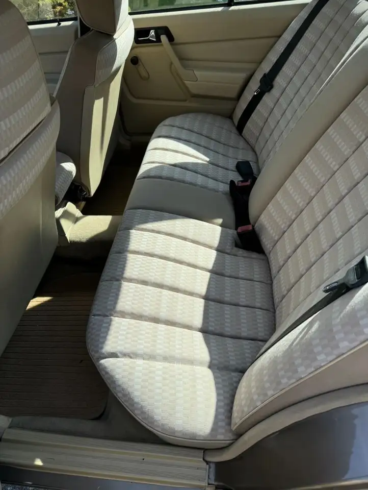 Mercedes-Benz 190 E 1.8, foto 5
