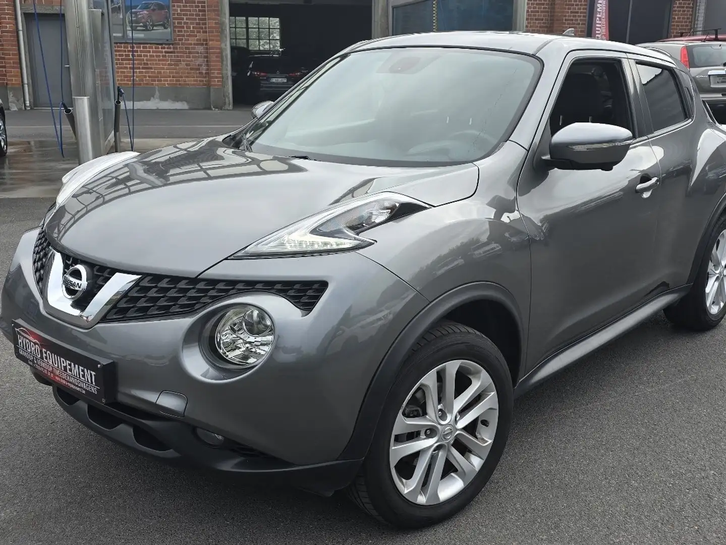 Nissan Juke 1.2 DIG-T N-Connecta Grigio - 1