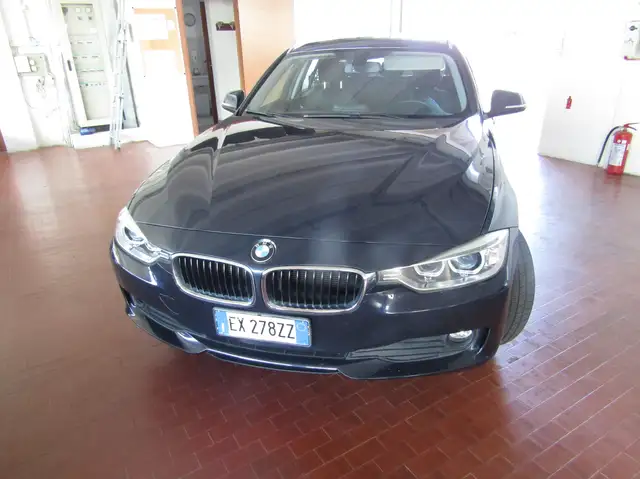 BMW 320 320d Touring xdrive Business auto