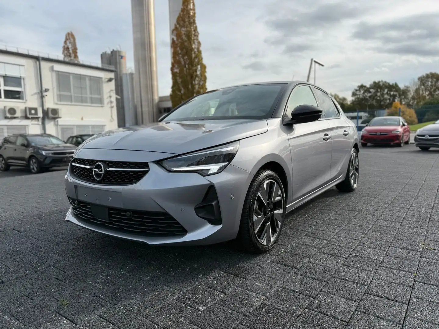 Opel Corsa e GS Line Gris - 1