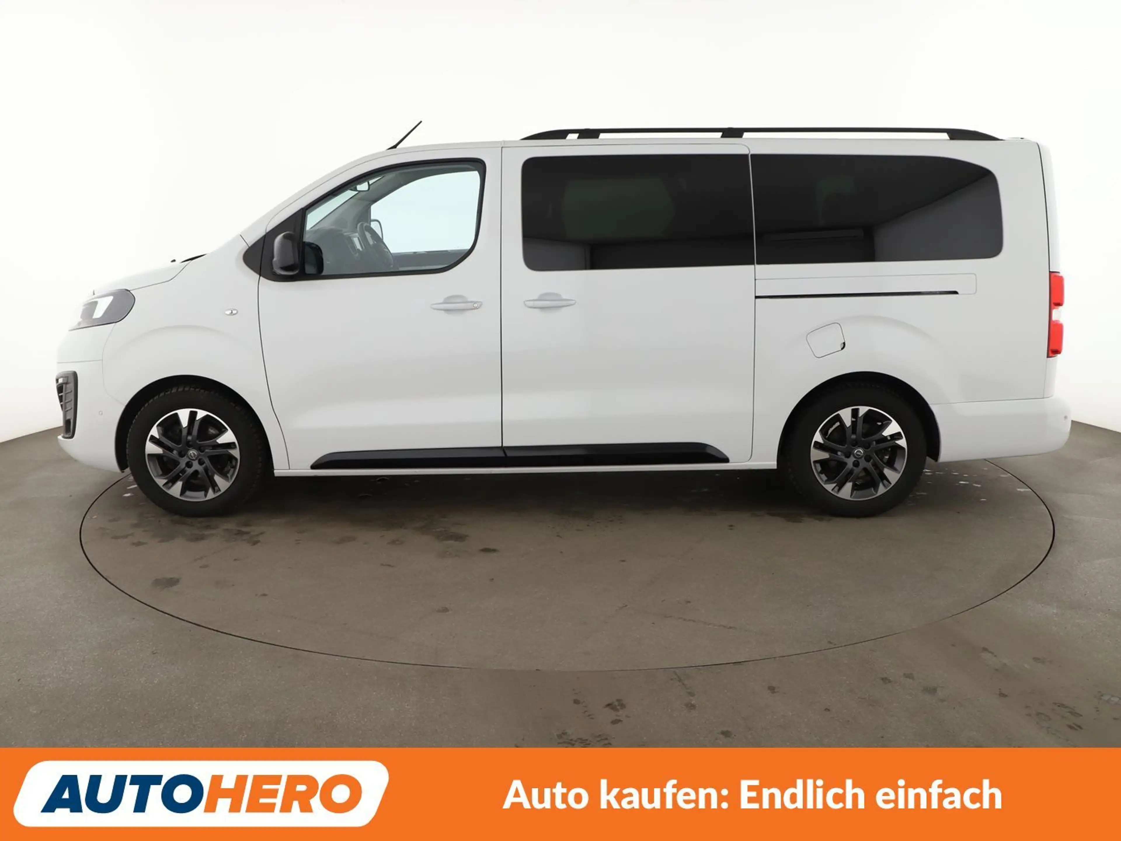 Opel Zafira Life 2.0 CDTI L Tourer L3 Aut.*NAVI*CAM*BiXENON*SHZ* — photo 3
