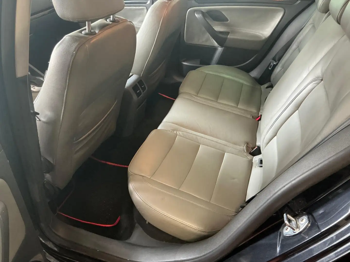Volkswagen Golf 1.4 TSI DSG GT Sport - 2