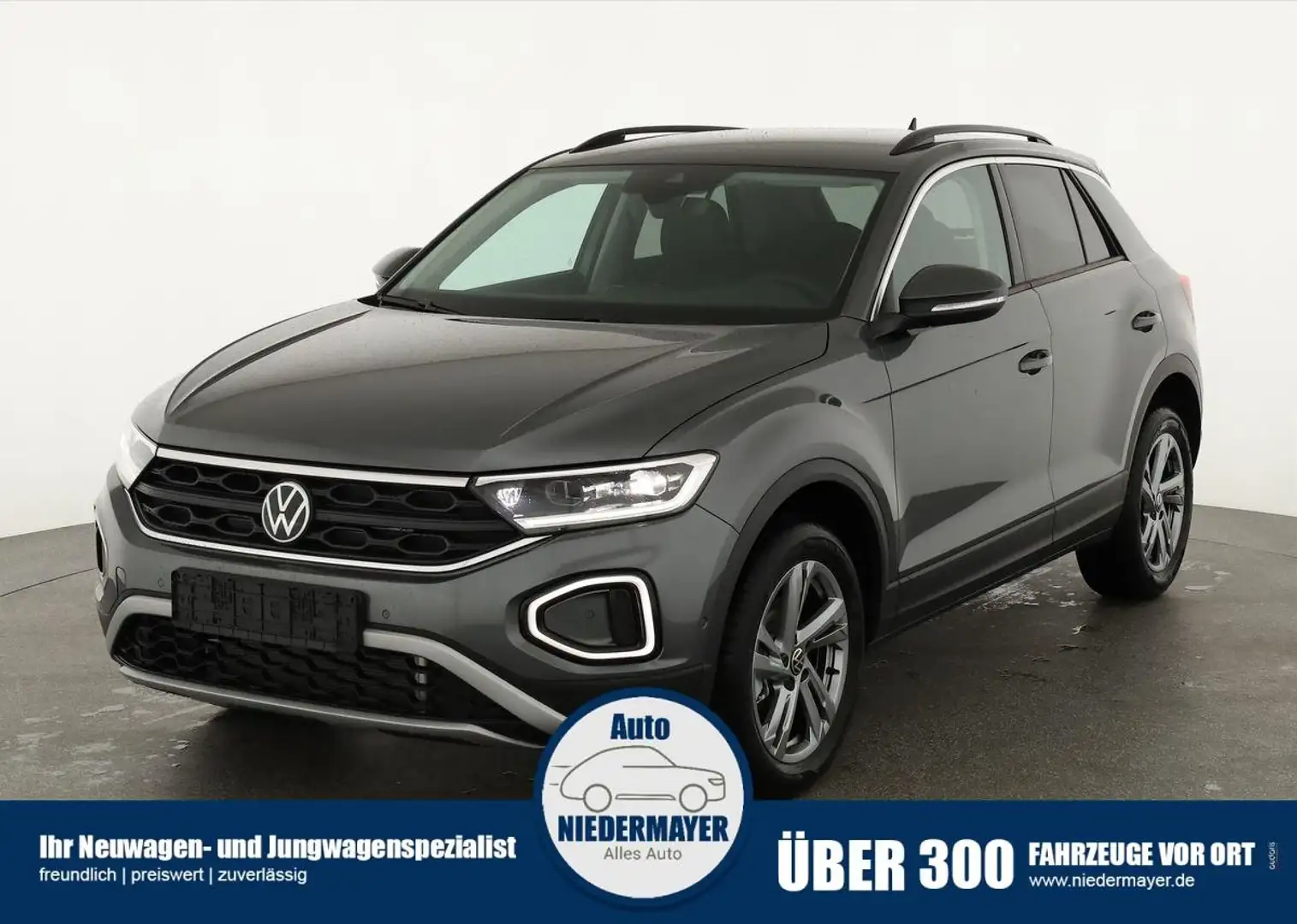 Volkswagen T-Roc 1.5 TSI DSG Life, AHK, Navi, Kamera, LED, Parklenk Сірий - 1
