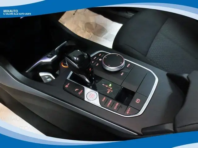 BMW 1 Series view 8