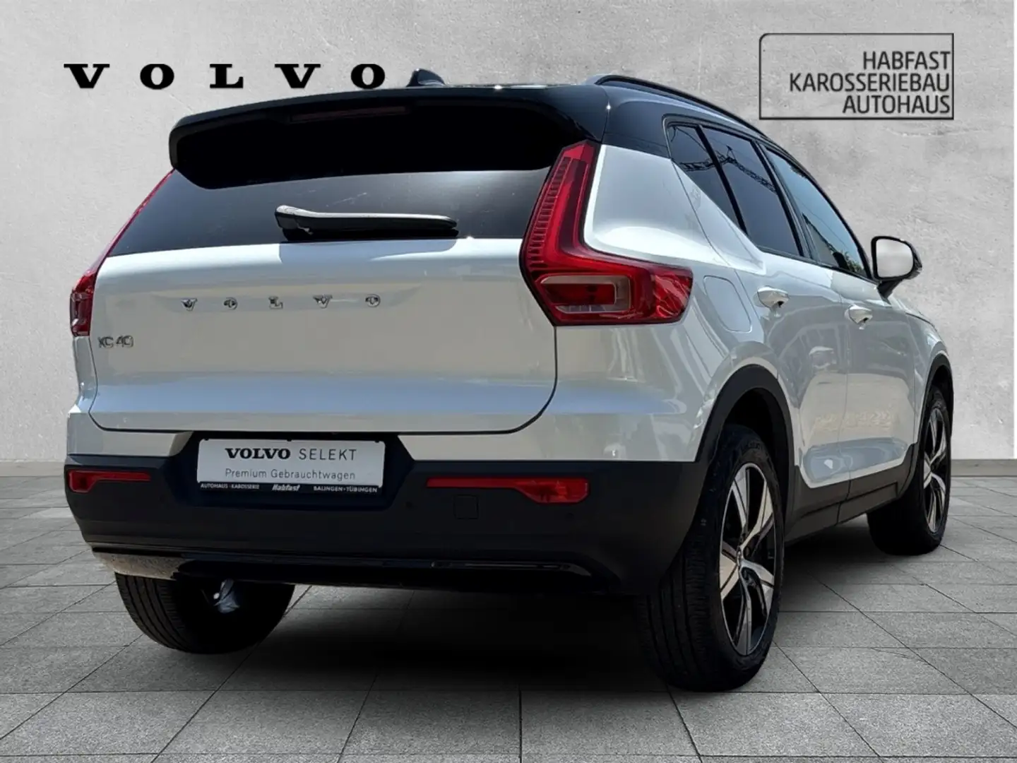 Volvo XC40 R Design Recharge Plug-In Hybrid 2WD T4 Twin Engin Weiß - 2