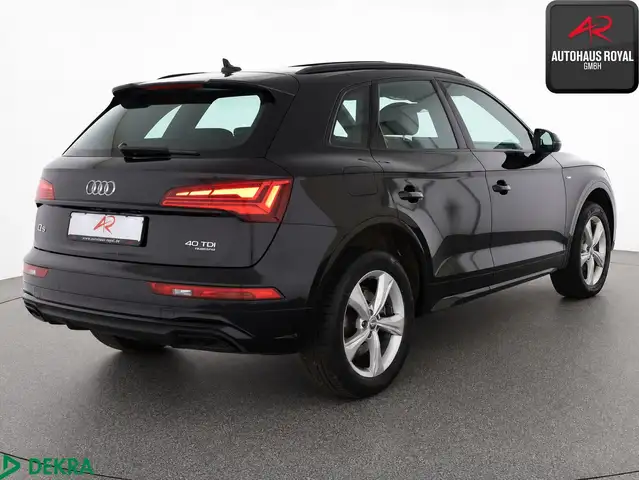 Audi Q5 view 5
