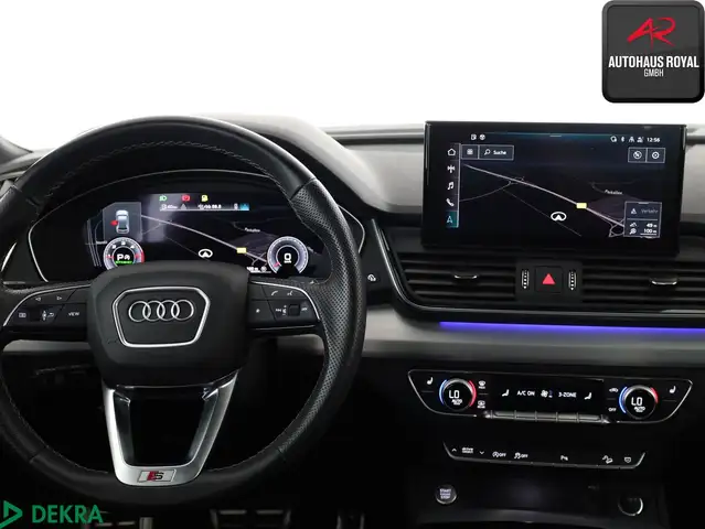 Audi Q5 view 10
