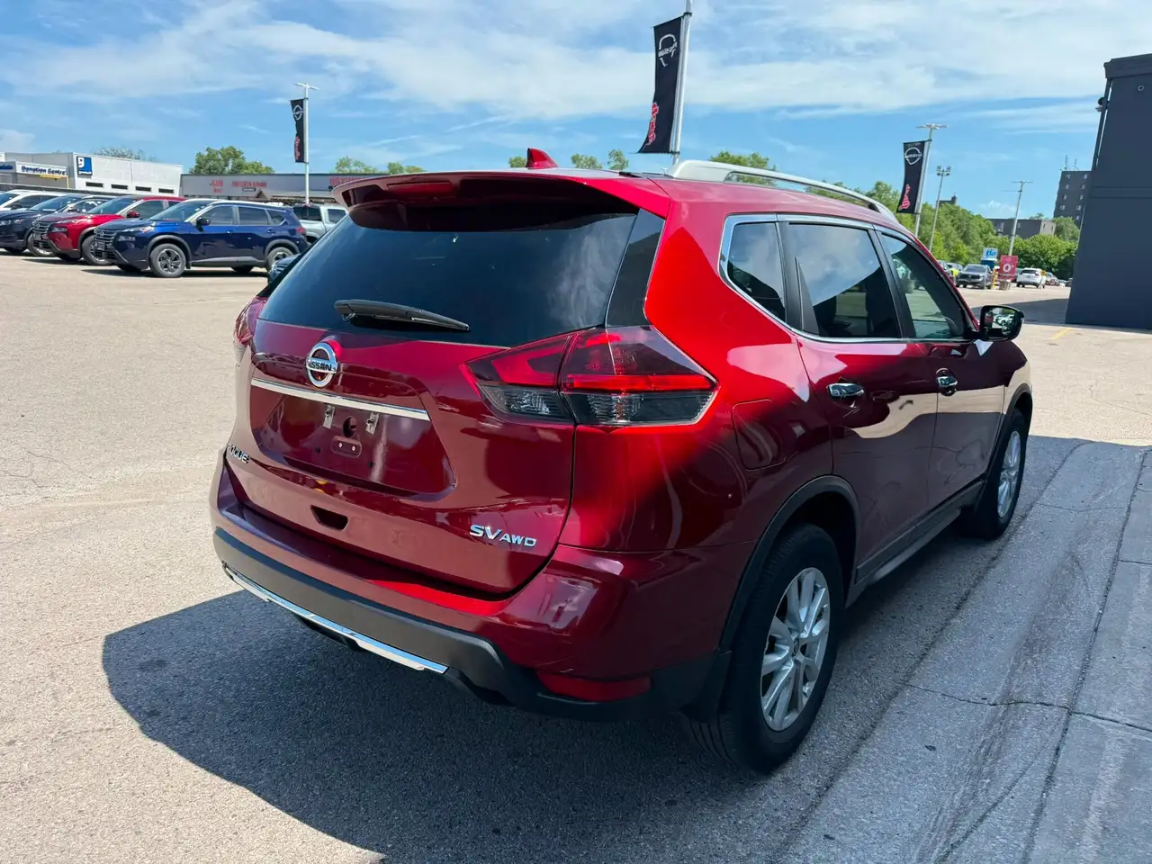 Nissan Rogue снимка Nissan Rogue