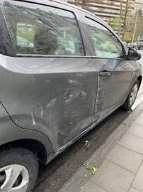 hatchback 1.2i LT