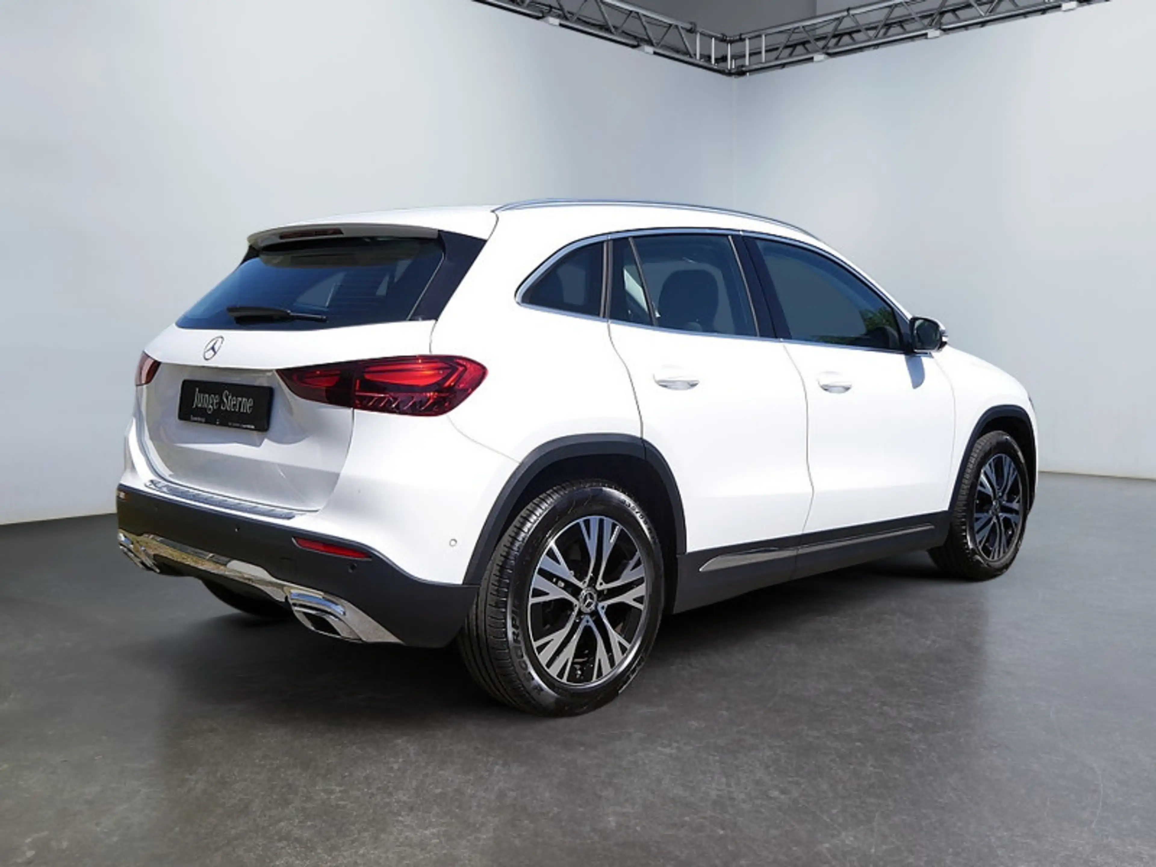Mercedes-Benz GLA 220 d 4M , PROGRESSIVE 360 DISTR KAMERA SPUR — photo 3