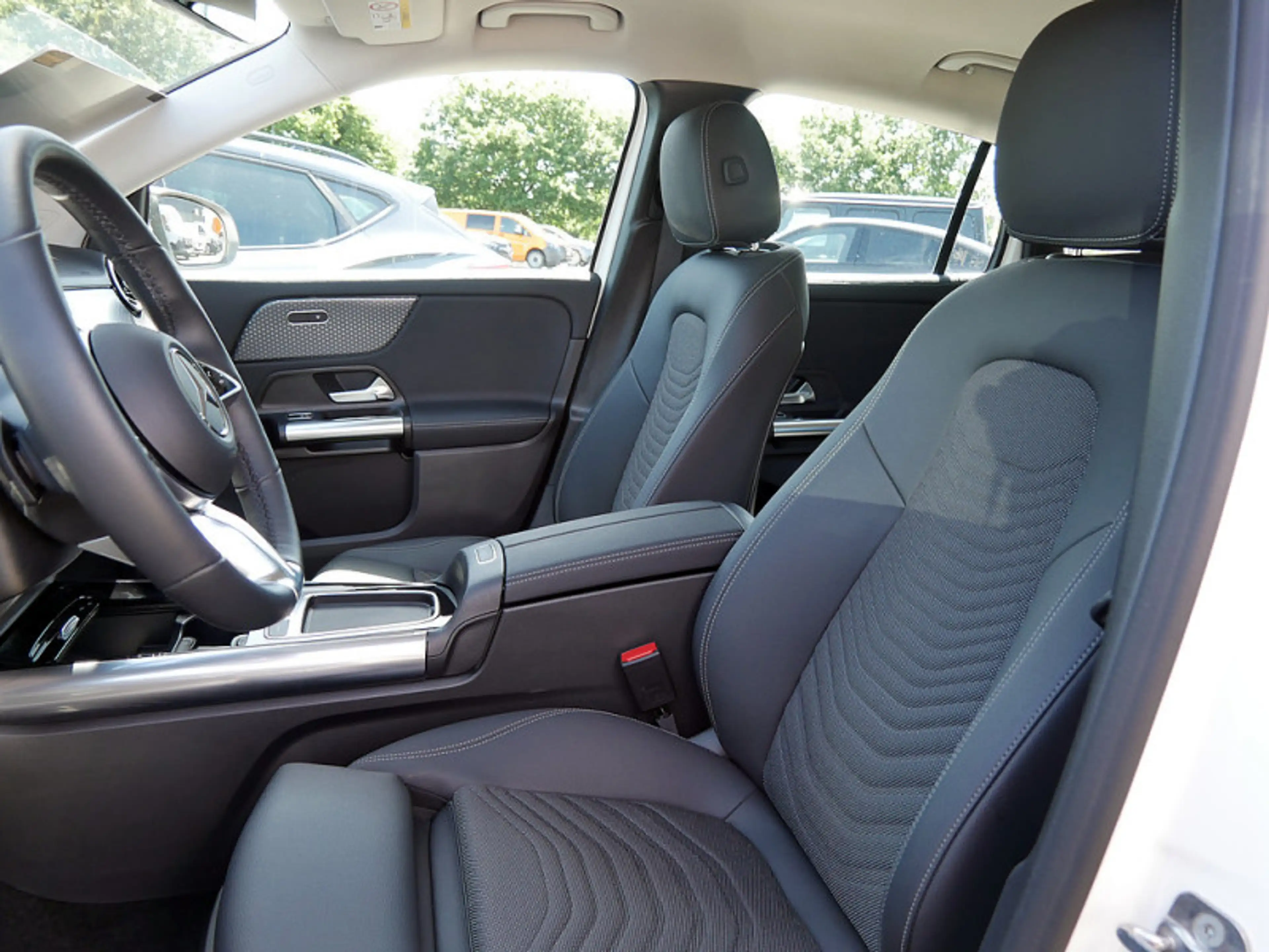 Mercedes-Benz GLA 220 d 4M , PROGRESSIVE 360 DISTR KAMERA SPUR — photo 12