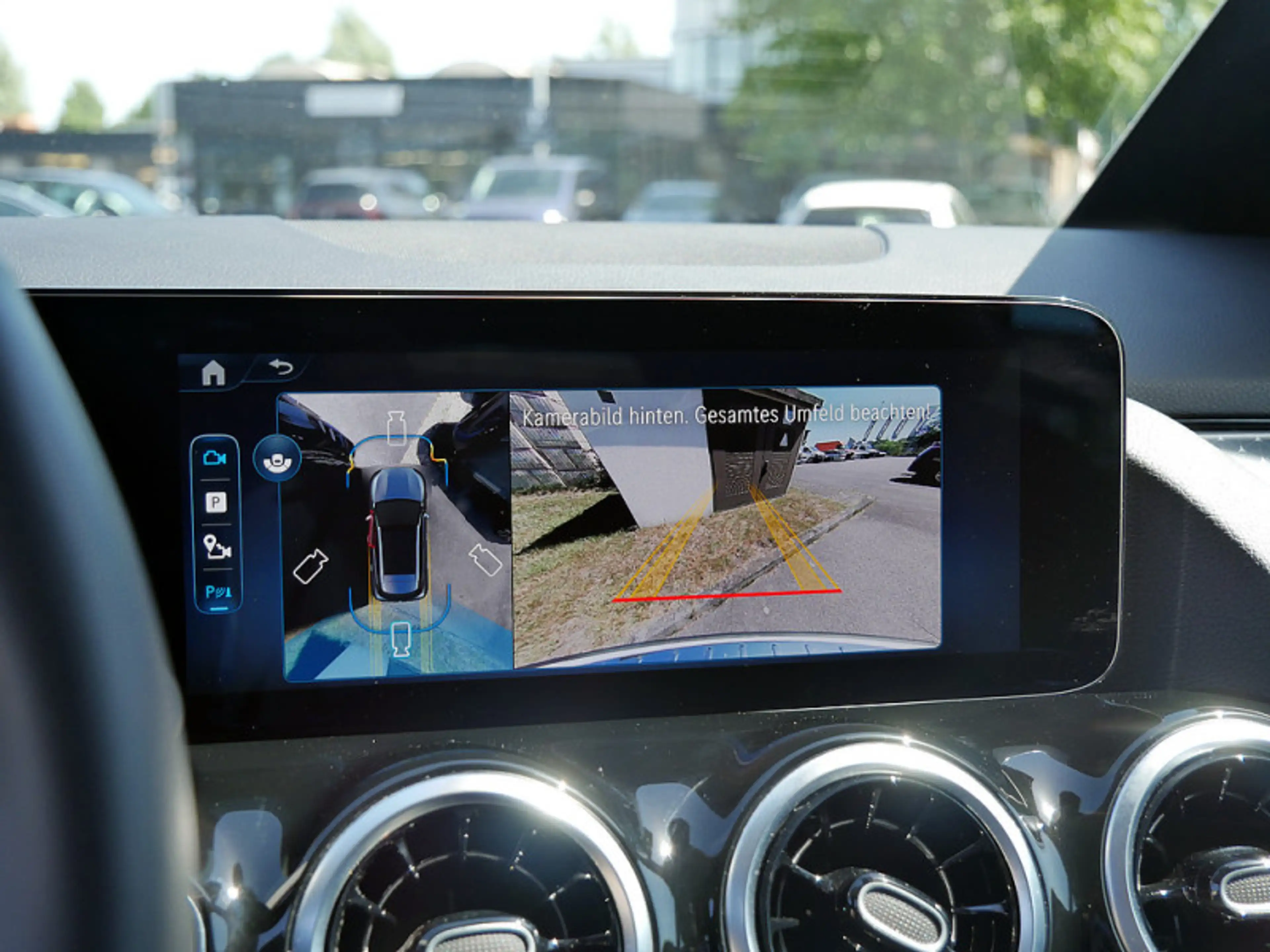 Mercedes-Benz GLA 220 d 4M , PROGRESSIVE 360 DISTR KAMERA SPUR — photo 13