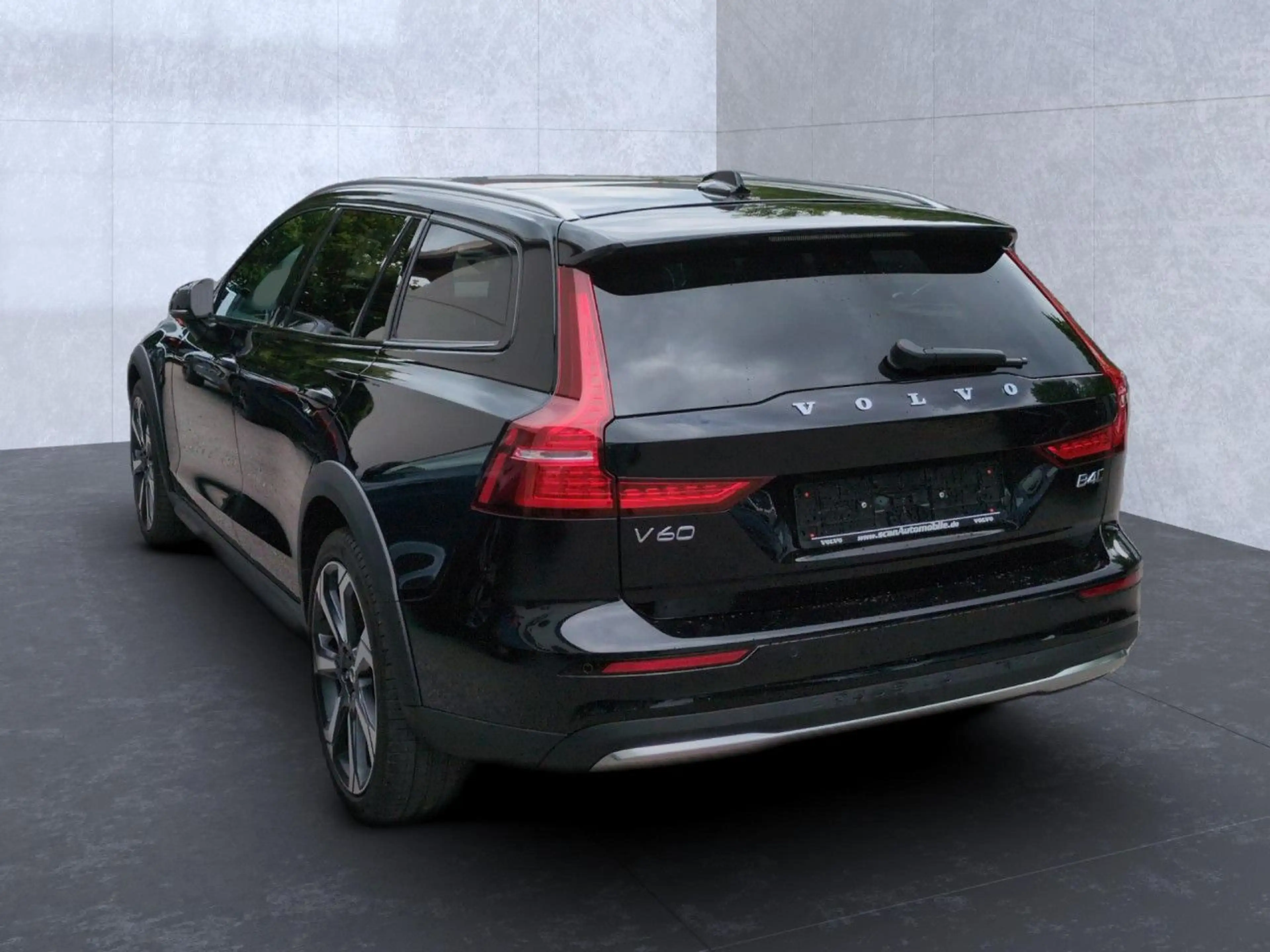 Volvo V60 Cross Country V60 CC Plus AWD Bluetooth LED Klima Standhzg — photo 3