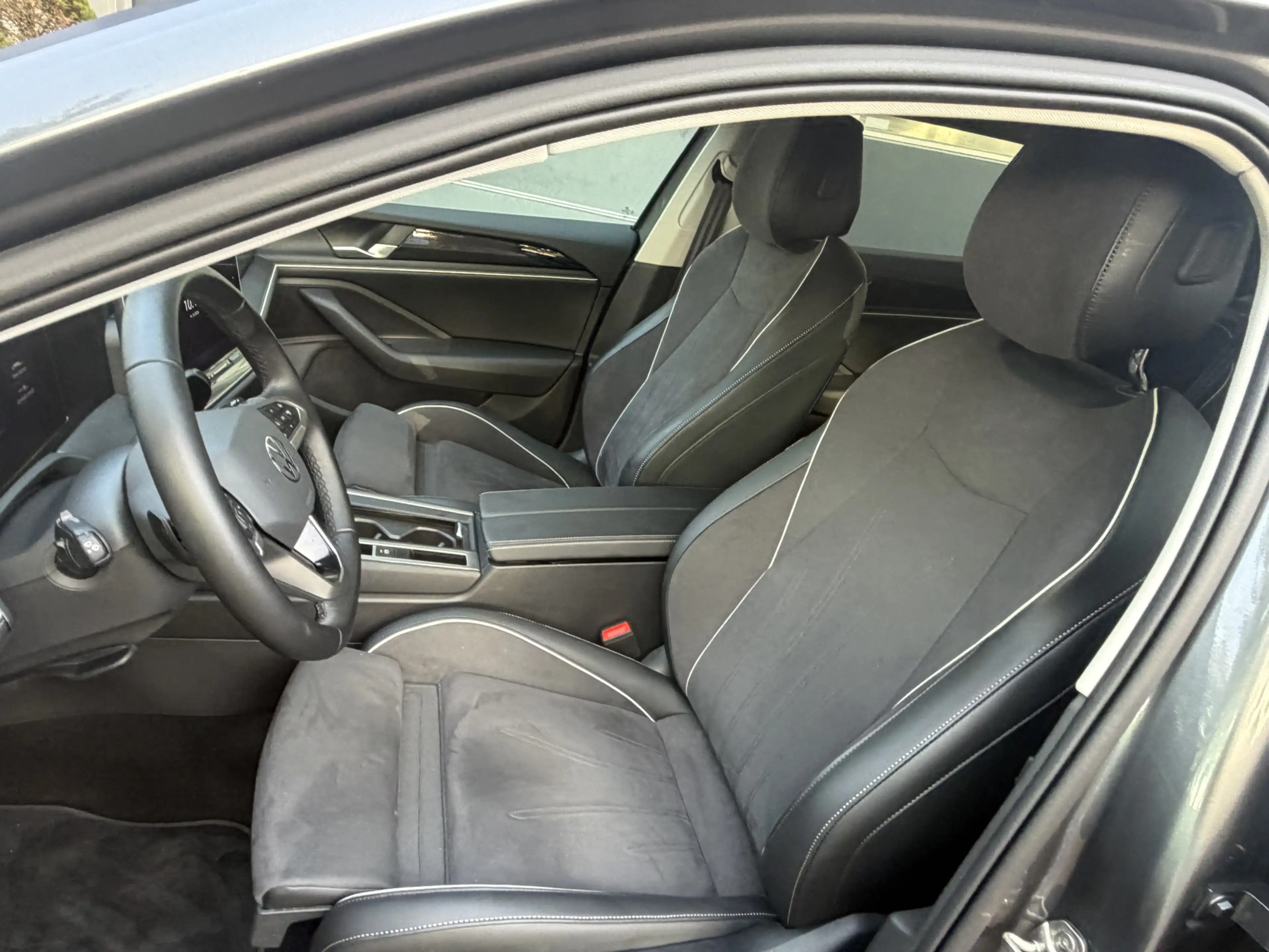 Volkswagen Passat Variant 1.5 eHybrid 204pk Elegance / Trekhaak / Headup / M — photo 25