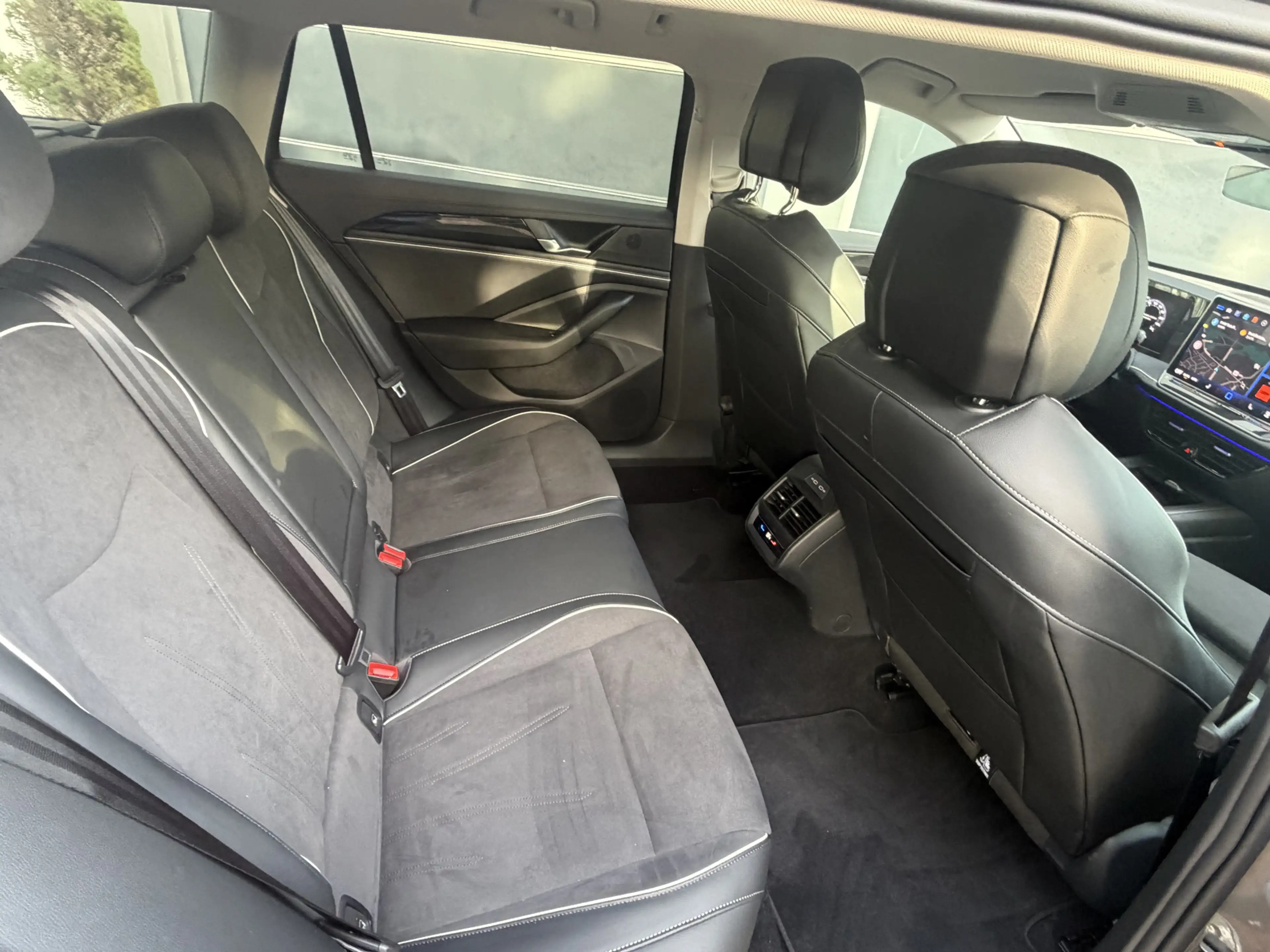 Volkswagen Passat Variant 1.5 eHybrid 204pk Elegance / Trekhaak / Headup / M — photo 50