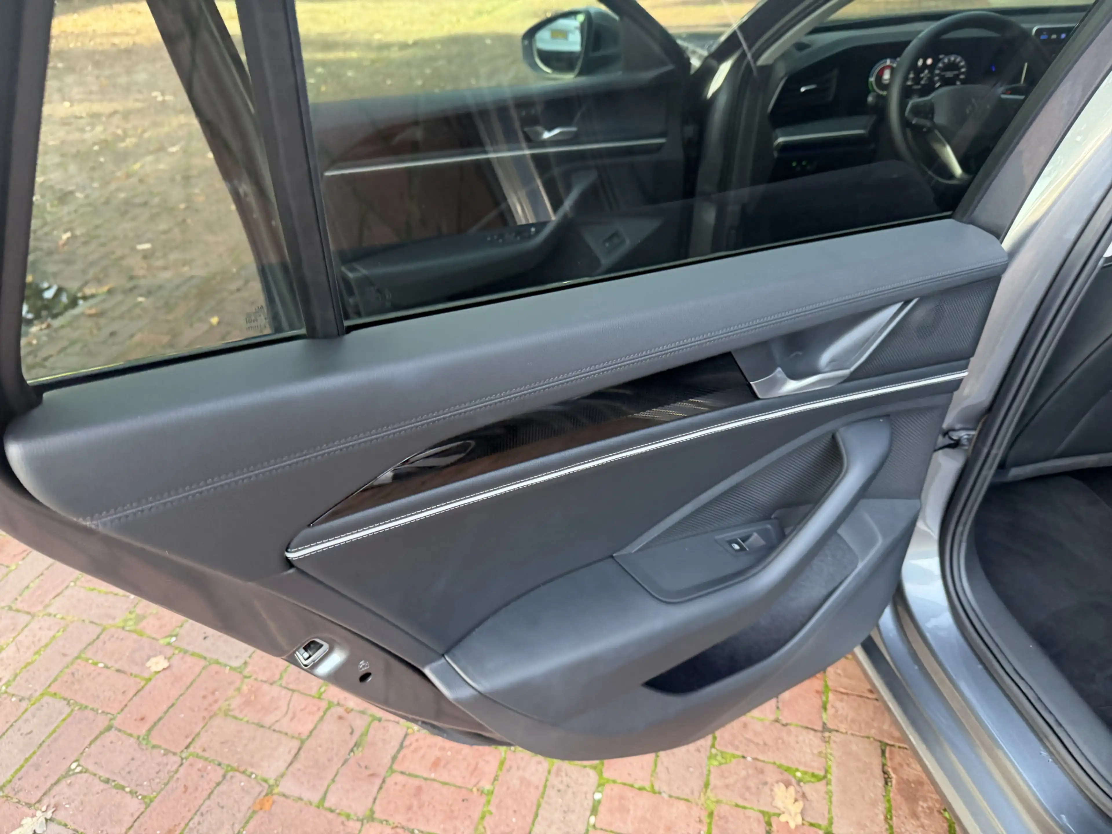 Volkswagen Passat Variant 1.5 eHybrid 204pk Elegance / Trekhaak / Headup / M — photo 29