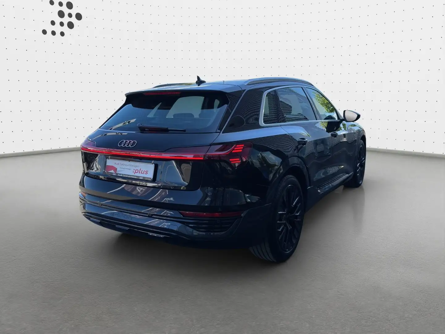 Audi Q8 e-tron 55 quattro advanced*NAVI-PLUS*VIRTUAL* Schwarz - 2