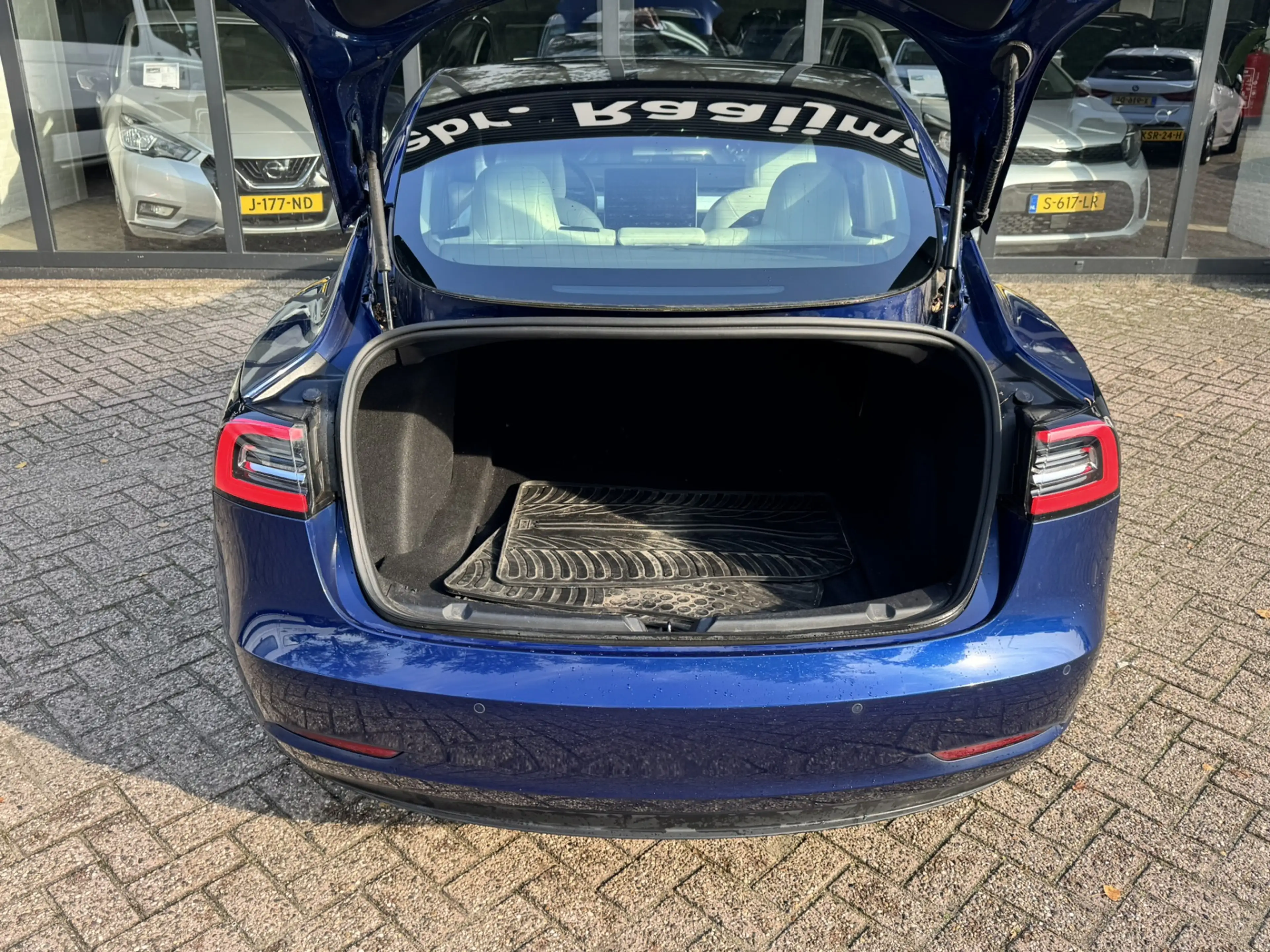 Tesla Model 3 Long Range AWD 75 kWh*Premium Audio* — photo 17