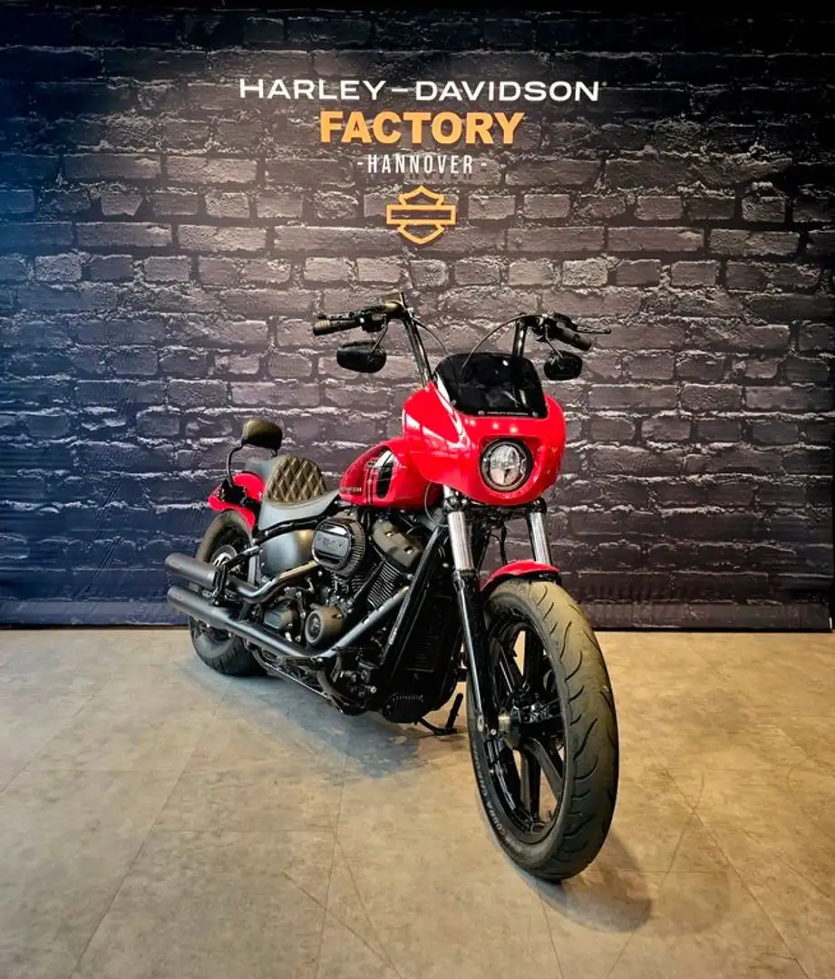 Harley-Davidson Street Bob 114 FXBBS Roşu - 1