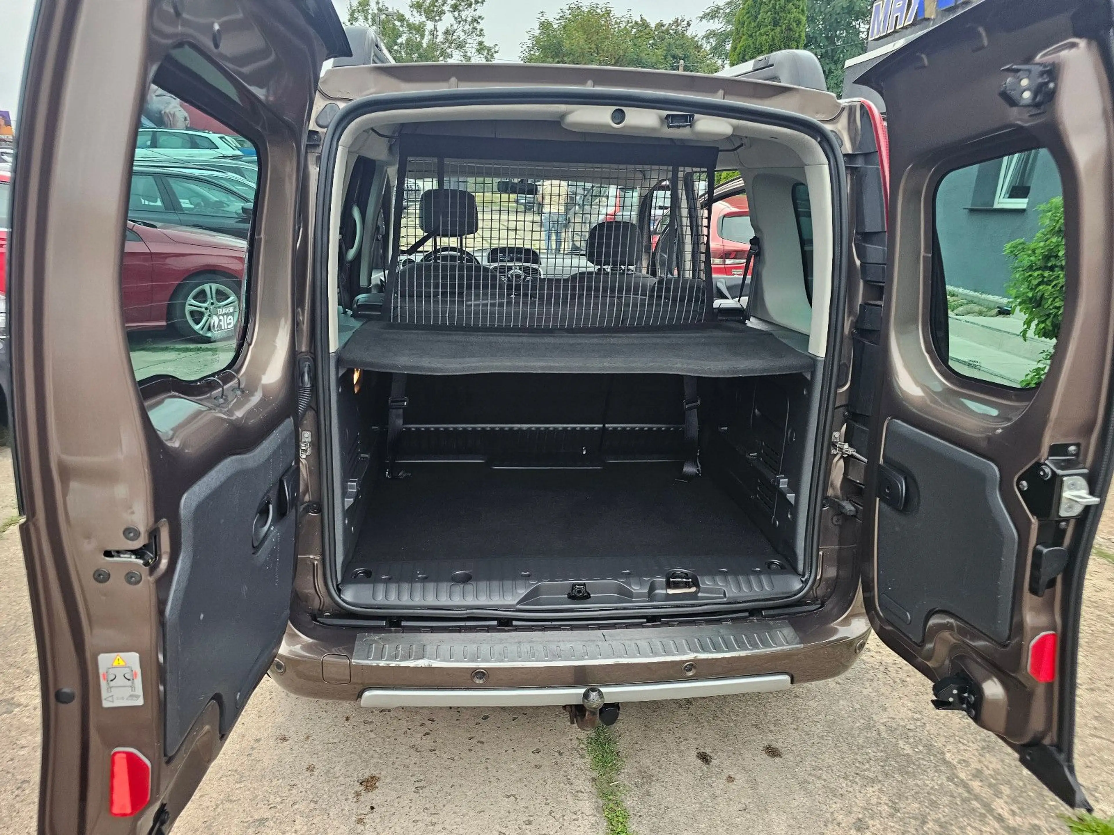Renault Kangoo Luxe — photo 15