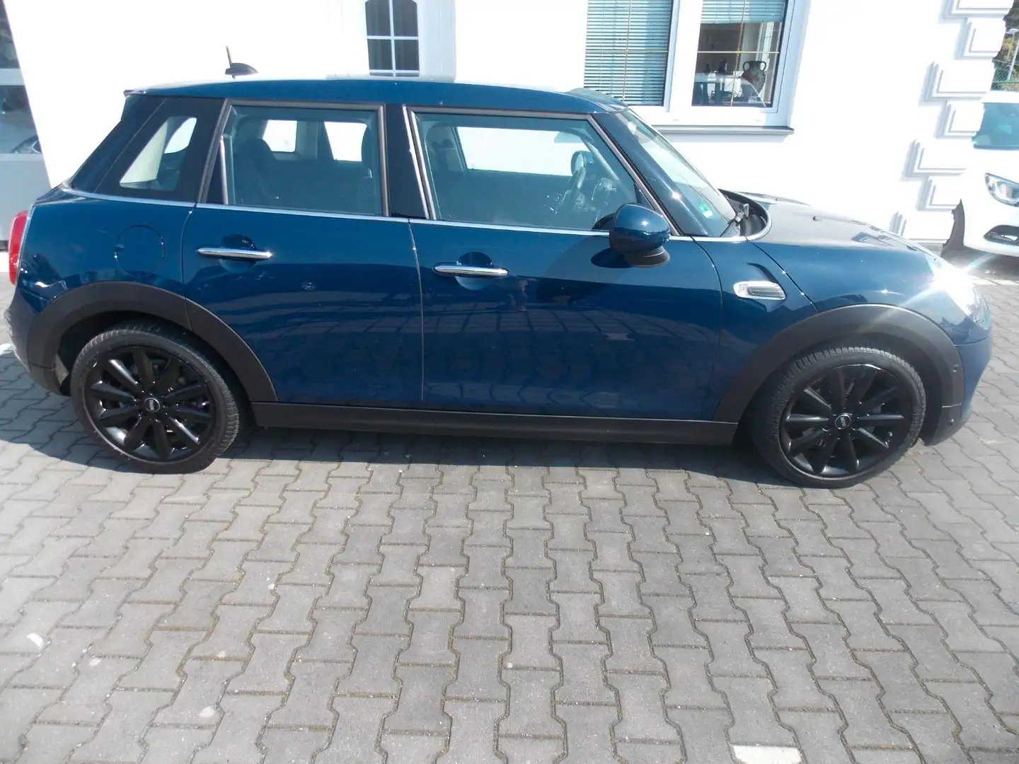 MINI One One Automatik/5-Türig Bleu - 2